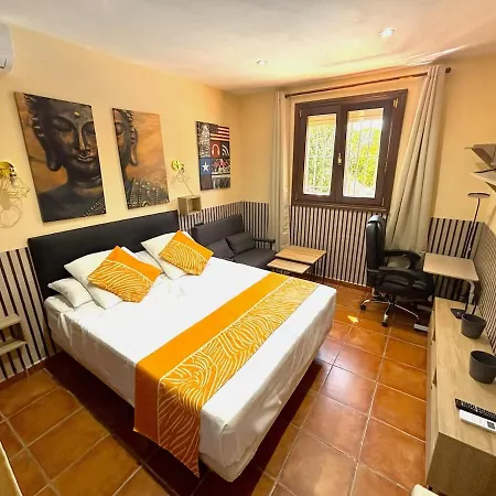 Evans Realty Cu - Piscina & Padel & Aparcamiento بيت للعطل ماربيا